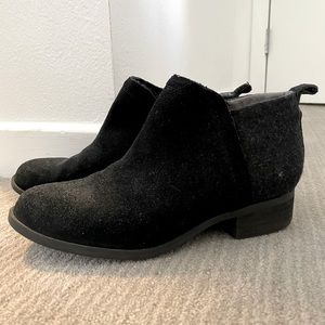 Toms Black Suede and Felt Booties
